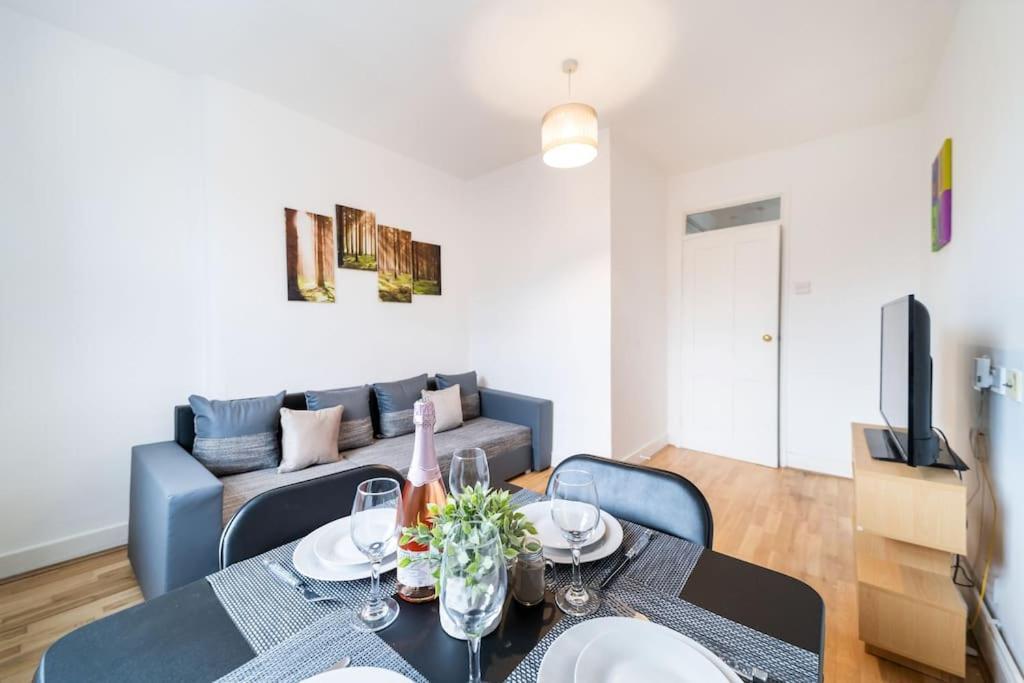 Beautiful One Bedroom Flat In Tavistock Place Londýn Exteriér fotografie
